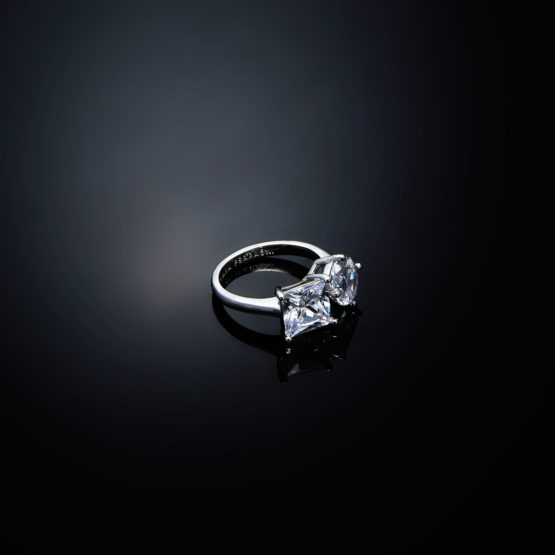 CHIARA FERRAGNI J19AVU07014 Ασημένιο Δαχτυλίδι Με Πέτρες 2